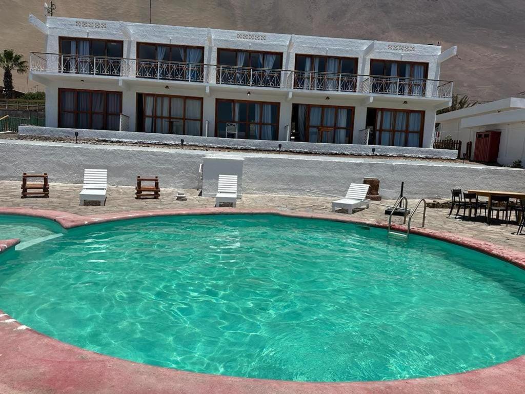 Hotel Josefina Alto Hospicio Екстер'єр фото